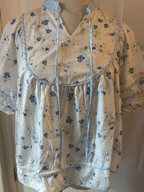 Cicy Bell Blue & White Floral Peasant Blouse Size Large